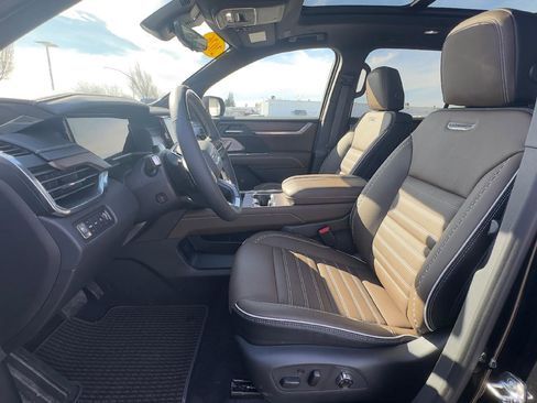 New 2026 GMC Acadia Denali Ultimate image 14