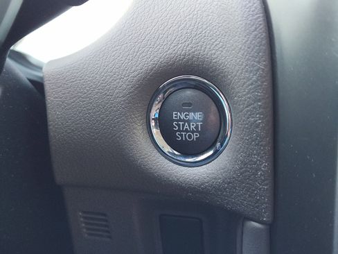 Used 2017 Lexus GX 460 image 19