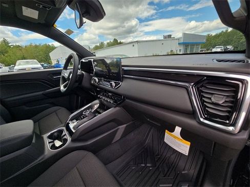 New 2026 GMC Canyon Elevation image 30