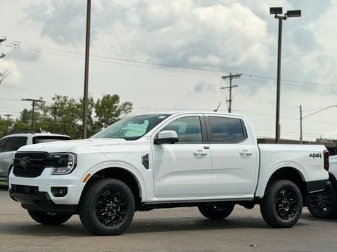 New 2026 Ford Ranger Lariat w/ Black Appearance Package AWD/4WD image 48