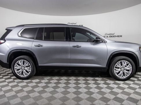 Used 2024 GMC Acadia Elevation FWD image 19