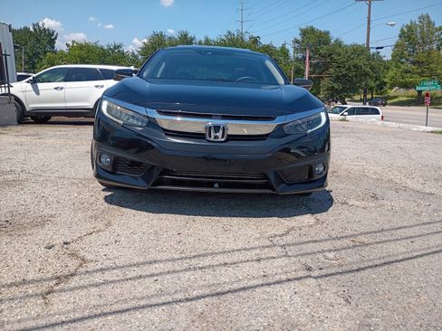 Used 2016 Honda Civic Touring image 8