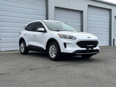 Used 2020 Ford Escape SE AWD/4WD image 3