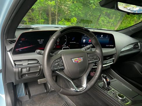 Used 2025 Cadillac CT5 V w/ Technology Package AWD/4WD image 14