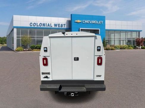 Used 2024 Chevrolet Express 3500 w/ Power Convenience Package RWD image 4