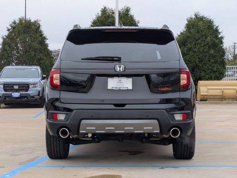 Used 2022 Honda Passport TrailSport image 7