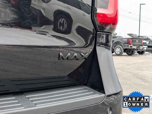 Used 2022 Ford Expedition Max Limited image 12