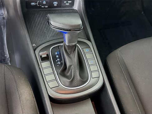 Used 2024 Hyundai Kona SEL FWD image 18
