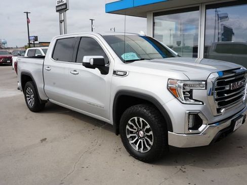 Used 2021 GMC Sierra 1500 SLT w/ SLT Premium Plus Package AWD/4WD image 32
