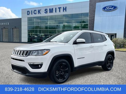 Used 2020 Jeep Compass Latitude w/ Safety & Security Group image 3