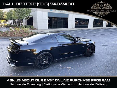 Used 2013 Ford Mustang GT Premium w/ Comfort Pkg RWD image 9