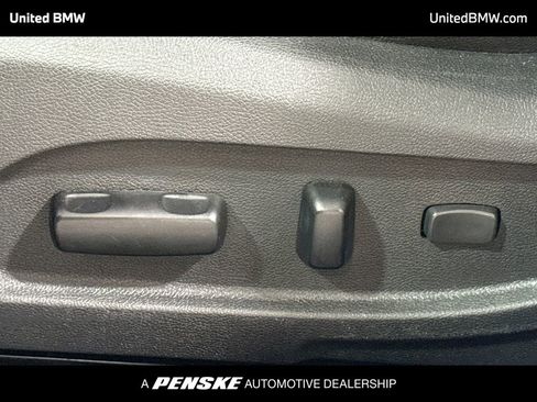 Used 2012 Hyundai Sonata Limited w/ Navigation Pkg image 4