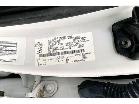 Used 2017 Ford F350 XLT w/ Camper Package image 32