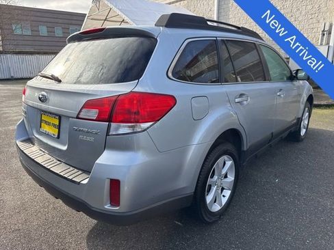 Used 2013 Subaru Outback 2.5i Premium w/ All-Weather Pkg image 7