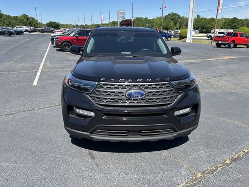 Certified 2023 Ford Explorer XLT w/ Equipment Group 202A RWD image 3