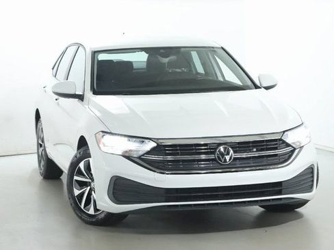 Certified 2024 Volkswagen Jetta S FWD image 2