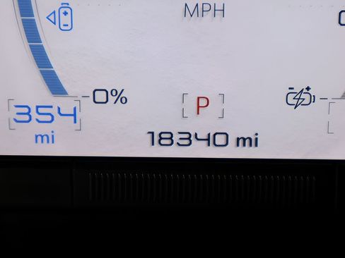 Used 2024 GMC Hummer EV 3X w/ LPO, Illumination Package AWD/4WD image 23