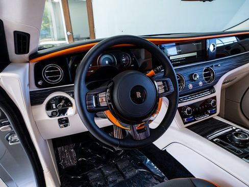 Used 2024 Rolls-Royce Spectre w/ Spectre Launch Package image 39