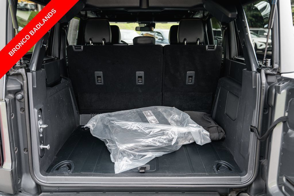 Used 2024 Ford Bronco Badlands AWD/4WD image 7