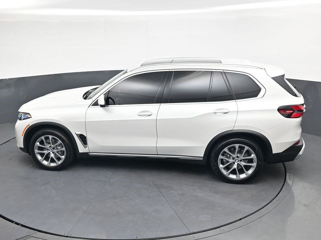 Used 2026 BMW X5 xDrive40i w/ Premium Package AWD/4WD image 30