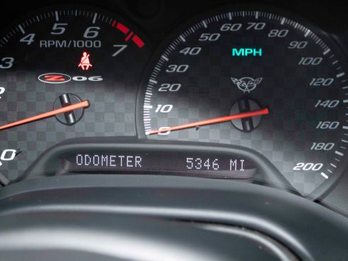 Used 2002 Chevrolet Corvette Z06 w/ Memory Pkg image 44