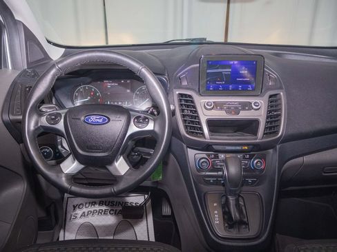 Used 2021 Ford Transit Connect XLT FWD image 18