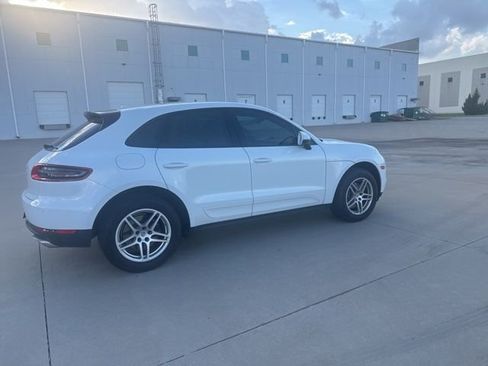 Used 2018 Porsche Macan image 5