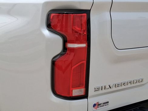 Used 2025 Chevrolet Silverado 2500 High Country w/ Technology Package AWD/4WD image 10