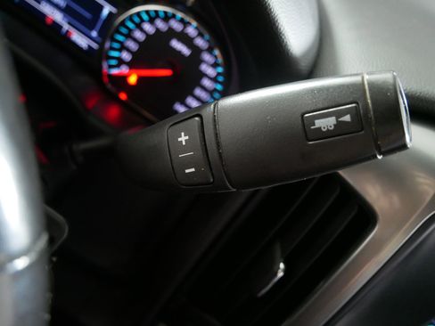 Used 2018 Chevrolet Silverado 1500 LT w/ All Star Edition image 24