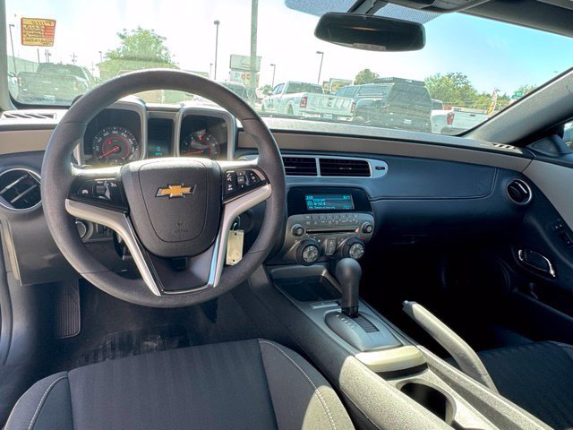Used 2013 Chevrolet Camaro LS RWD image 8