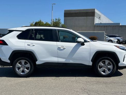 Used 2024 Toyota RAV4 XLE FWD image 6