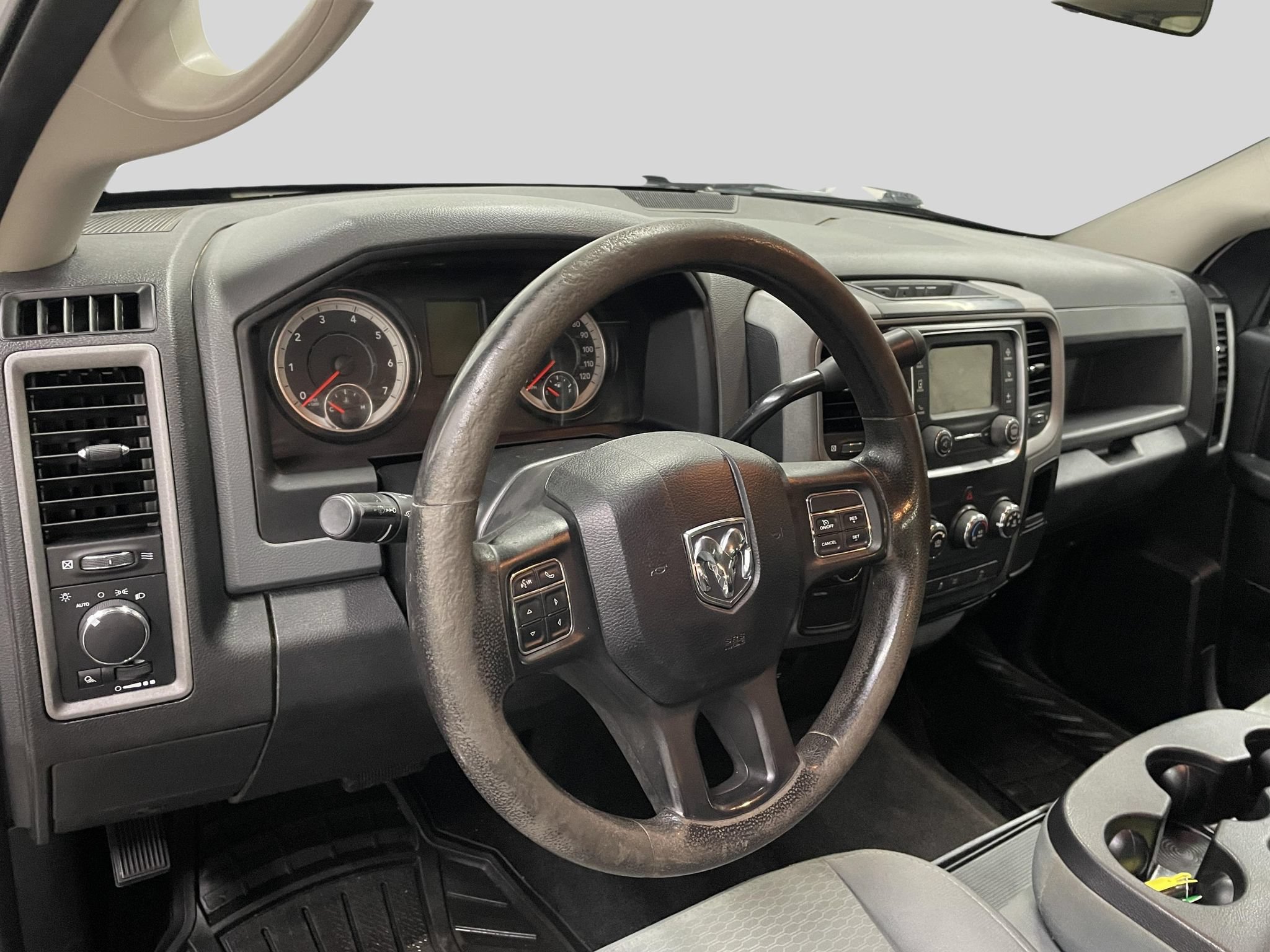 Used 2017 RAM 2500 Tradesman w/ Chrome Appearance Group AWD/4WD image 14