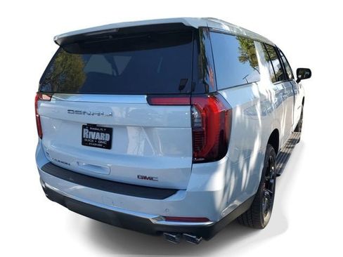 New 2026 GMC Yukon XL Denali w/ Sun & Power Step Package AWD/4WD image 5
