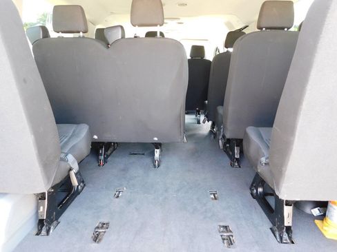 Used 2018 Ford Transit 350 XL RWD image 30