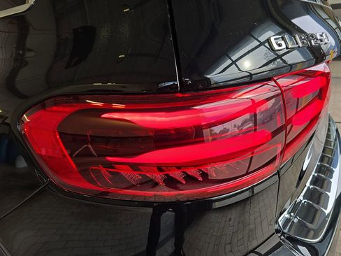 Certified 2025 Mercedes-Benz GLB 250 image 34