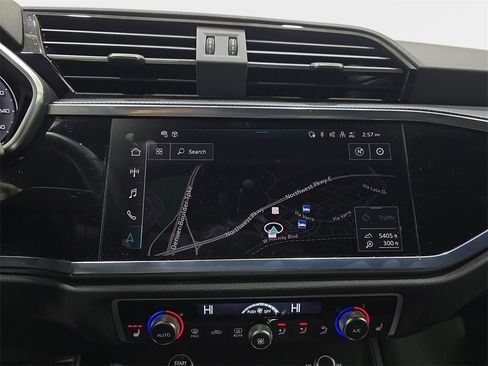 Used 2025 Audi Q3 2.0T Premium Plus w/ Premium Plus Package image 25