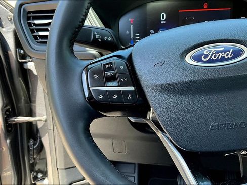 Used 2023 Ford Escape Active w/ Tech Pack #1 AWD/4WD image 11