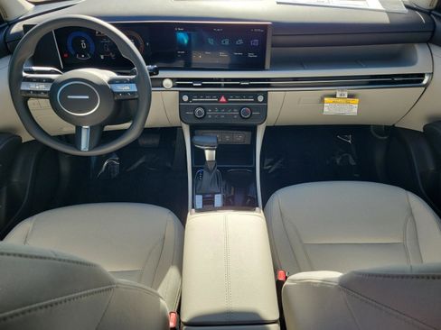 New 2026 Hyundai Tucson SE image 9