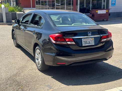 Used 2013 Honda Civic LX image 4