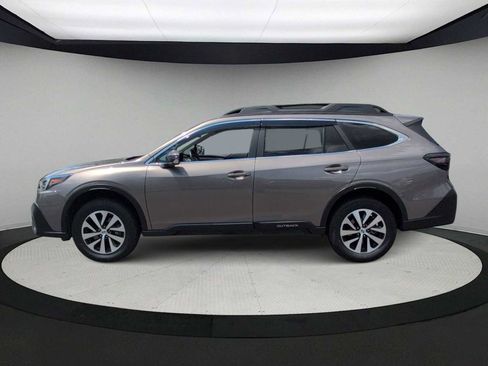 Used 2021 Subaru Outback Premium AWD/4WD image 5