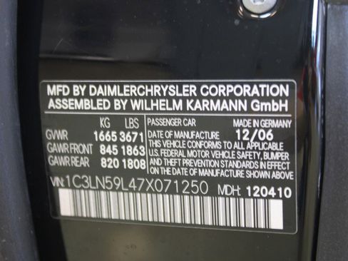 Used 2007 Chrysler Crossfire Coupe image 29