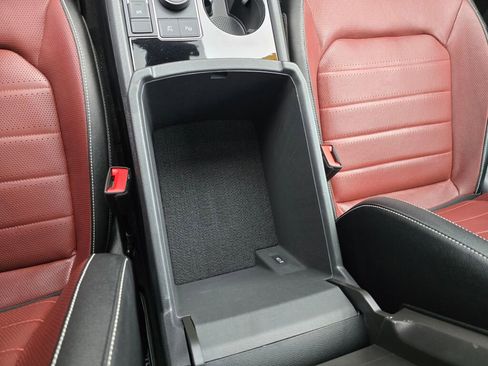 Certified 2023 Volkswagen Atlas Cross Sport SEL Premium R-Line image 25