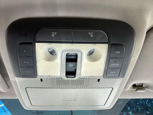 Used 2013 Acura MDX AWD/4WD image 22