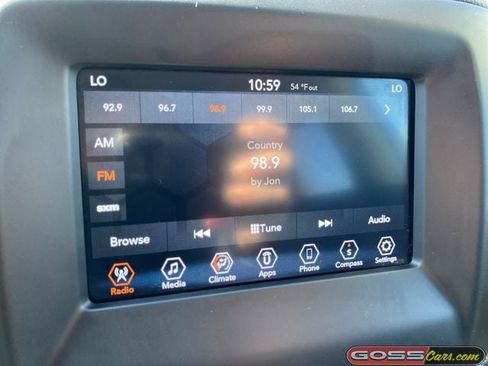 Used 2019 Jeep Compass Latitude w/ Popular Equipment Group AWD/4WD image 10