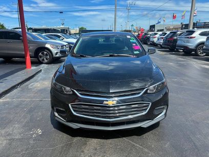 Used 2018 Chevrolet Malibu LT w/ Leather Package