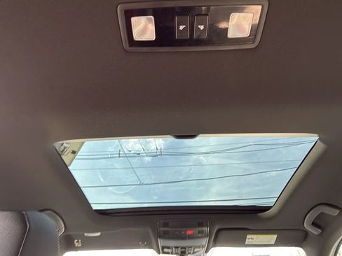 Used 2020 Volkswagen Jetta R-Line w/ R-Line Cold Weather Package image 30