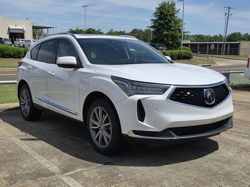 Used 2023 Acura RDX FWD w/ Technology Package image 9