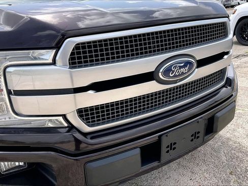 Used 2018 Ford F150 Platinum w/ Equipment Group 701A Luxury RWD image 34