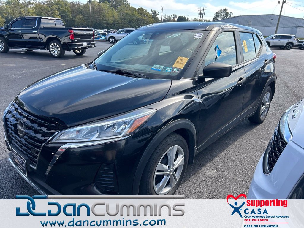 Used 2022 Nissan Kicks S FWD image 1