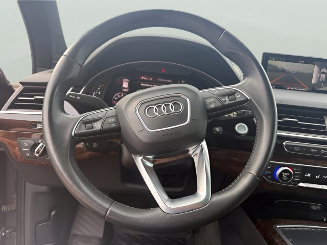 Used 2017 Audi Q7 3.0T Prestige AWD/4WD image 18
